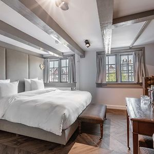 Deluxe Zimmer mit Kingsize-Bett