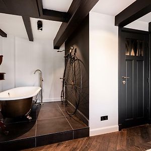 Deluxe Zimmer mit Kingsize-Bett