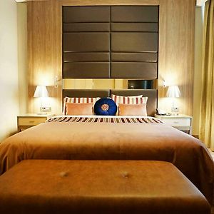 Suite mit Zugang für Rollstuhlfahrer mit Queensize-Bett