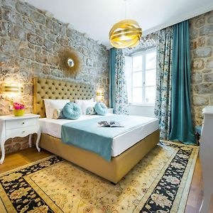 Deluxe Zimmer mit Kingsize-Bett