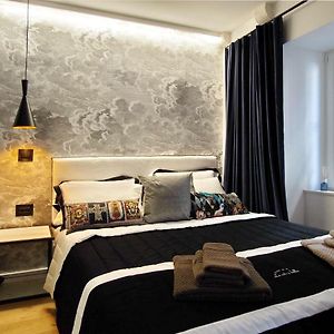 Deluxe Zimmer mit Kingsize-Bett