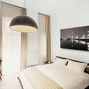 Studio mit Kingsize-Bett
