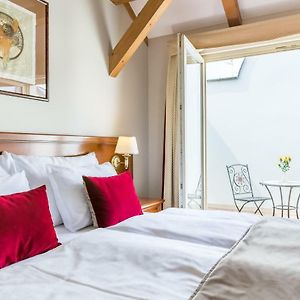 Deluxe Zimmer mit Kingsize-Bett