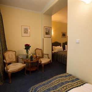 Dreibettzimmer
