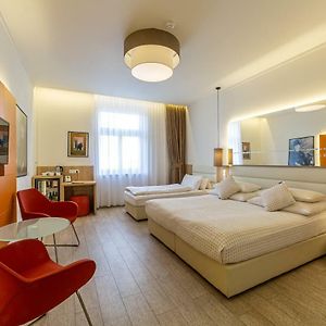Dreibettzimmer