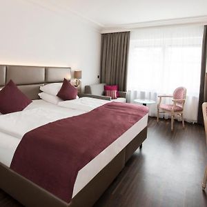 Superior Zimmer mit Kingsize-Bett