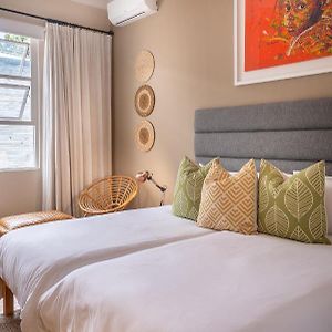 Zimmer mit zwei Einzelbetten