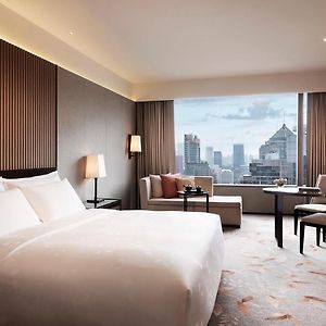 Deluxe Zimmer mit Kingsize-Bett