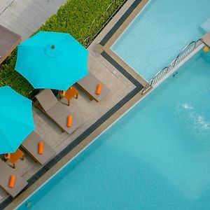 Recenta Suite Phuket Suanluang