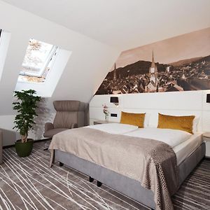 Superior Zimmer mit Kingsize-Bett