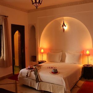Deluxe Zimmer mit Kingsize-Bett