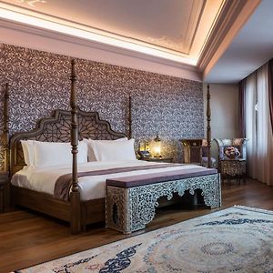 Eck-Suite mit Kingsize-Bett
