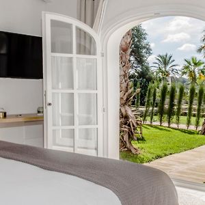 Deluxe Zimmer mit Kingsize-Bett