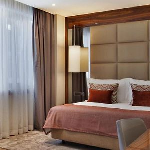 Superior Zimmer mit Kingsize-Bett