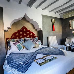 Luxus Zimmer mit Kingsize-Bett