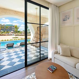 Junior Suite mit Schwimmbadblick