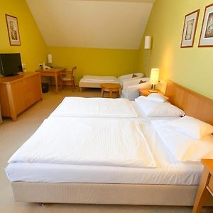 Dreibettzimmer