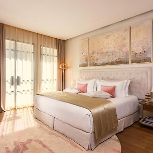 Deluxe Zimmer mit Kingsize-Bett