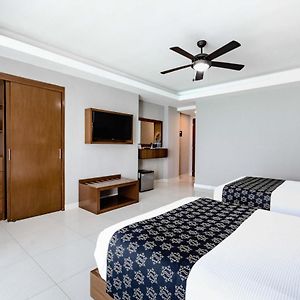 Standard Zimmer mit Kingsize-Bett