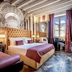 Deluxe Zimmer mit Kingsize-Bett
