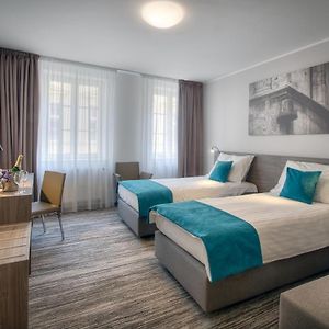 Dreibettzimmer
