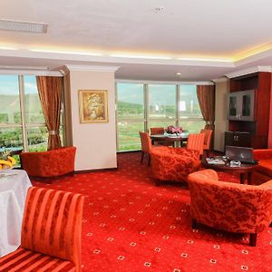 Suite mit Kingsize-Bett