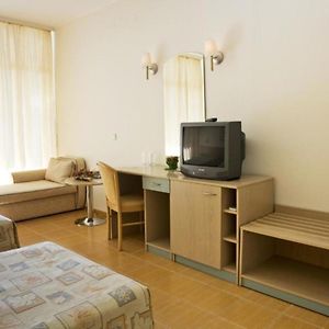 Economy Zimmer
