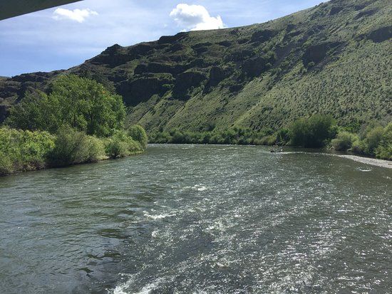 Umtanum Canyon Trail