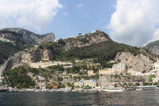 Hafen von Amalfi