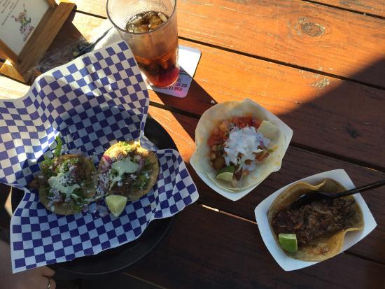 Los Locos Bar & Grill