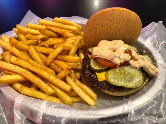 Rockin Burgers & Shakes