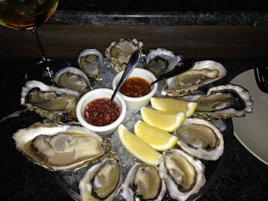 The Raw Bar Thonglor