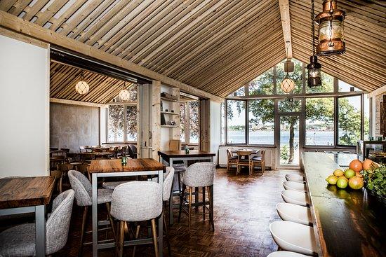 LAGOM Restaurant & Bar