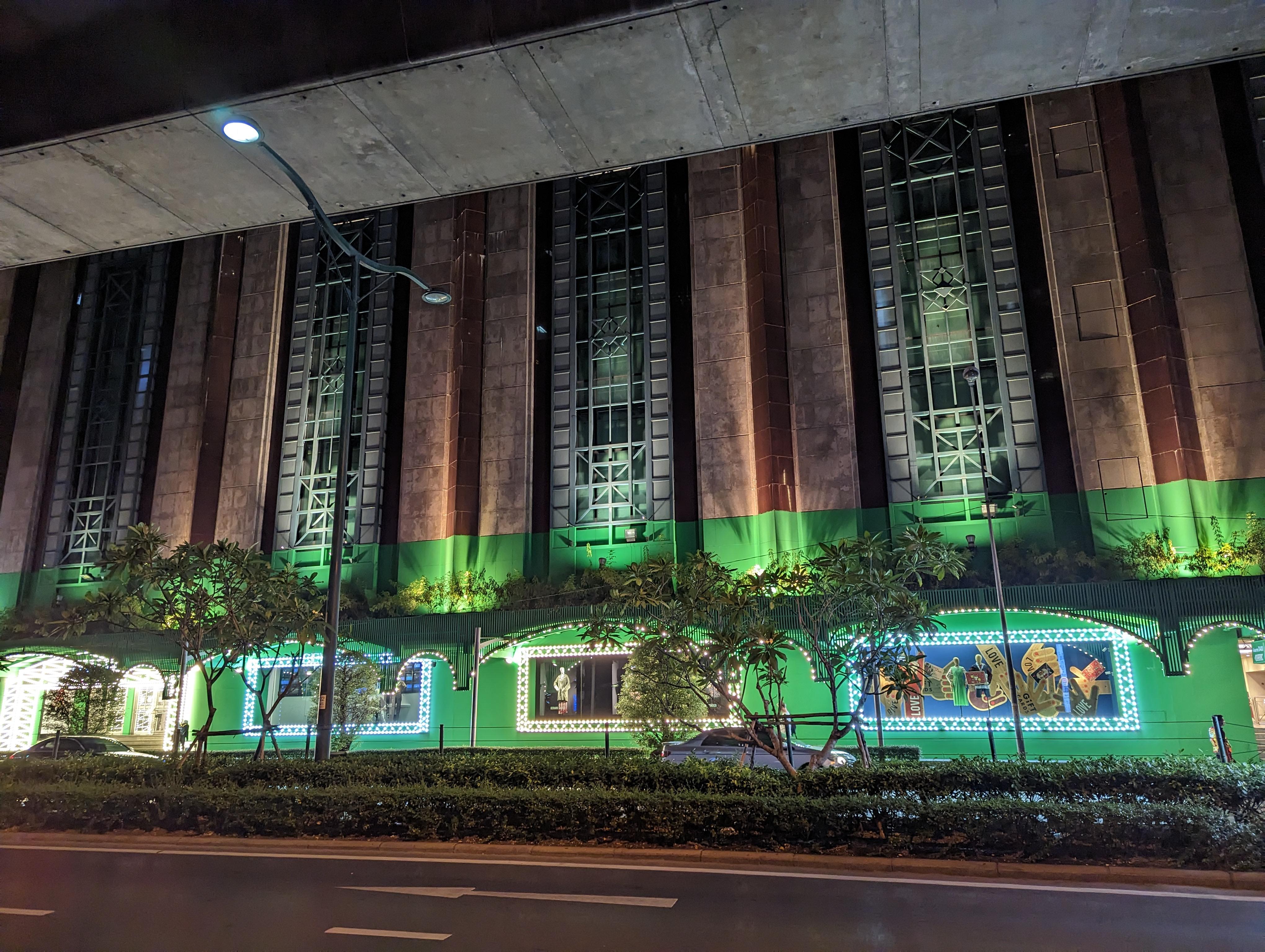 Kaufhaus Central Chidlom