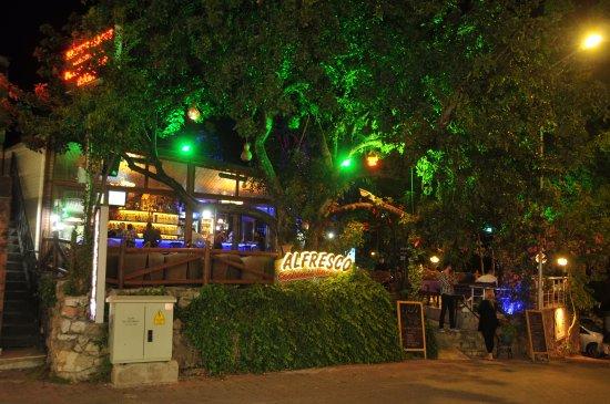 Alfresco Bar
