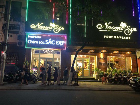 Naomi Spa
